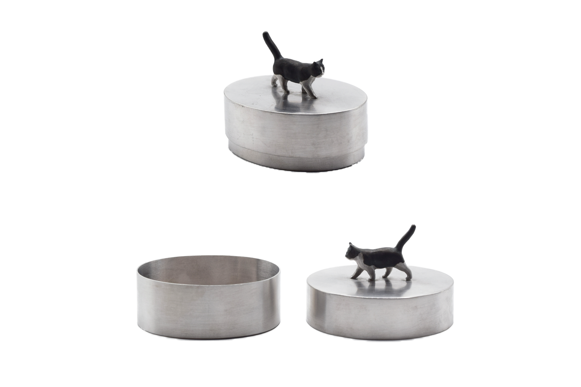 愛犬や愛猫をオーダーメイドで制作したペットアクセサリー