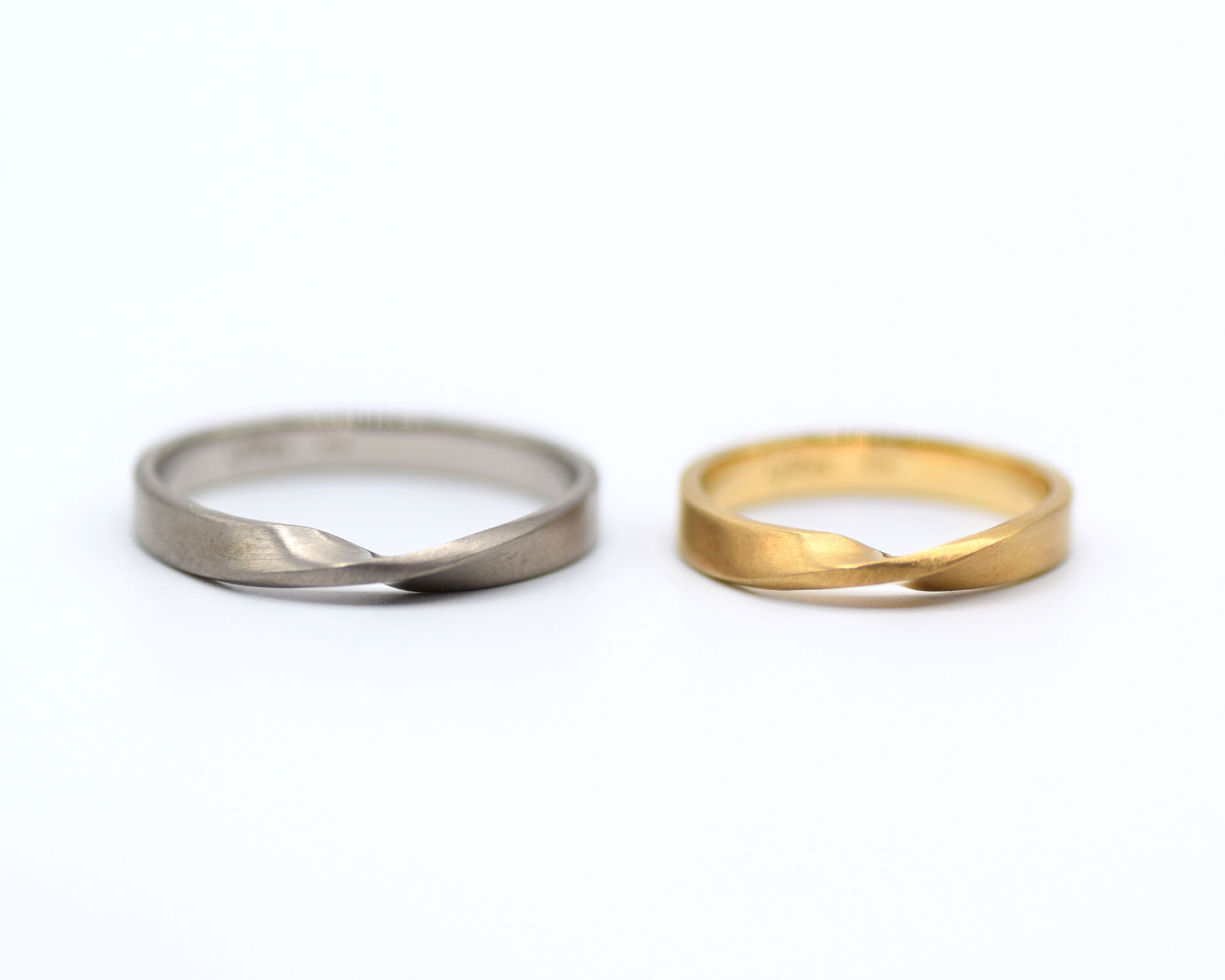Loop ring M01
